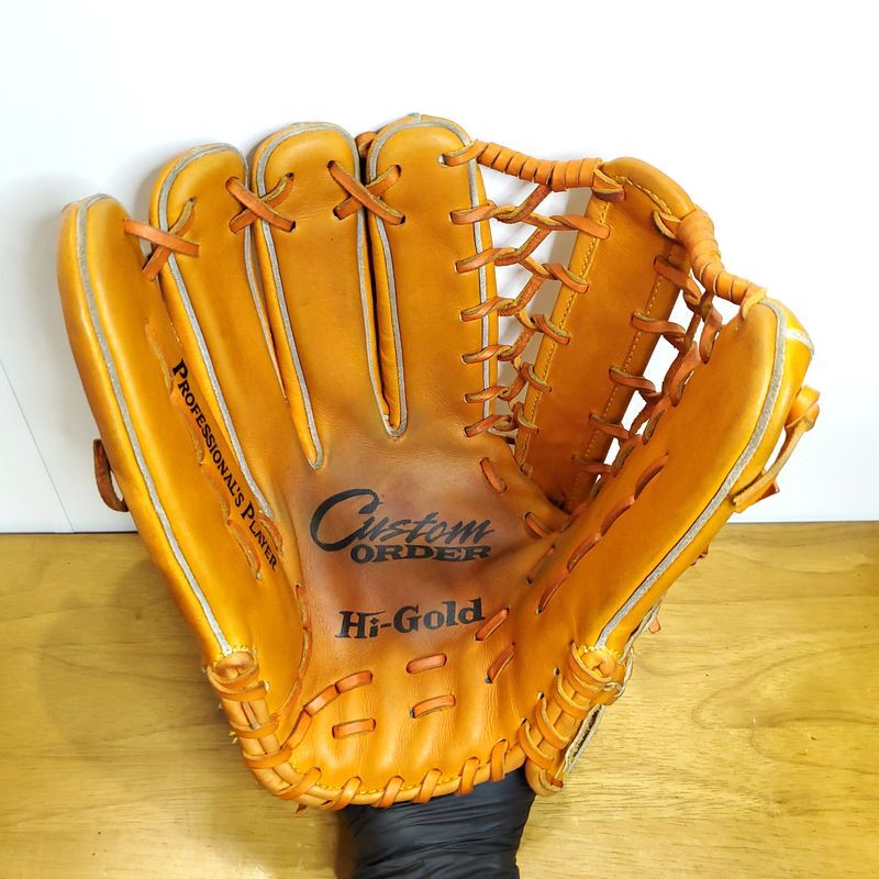 ハイゴールド カスタムオーダー 左投げ用 外野用 軟式グローブ ハイゴールド カスタムオーダー 左投げ用 外野用 軟式グローブ