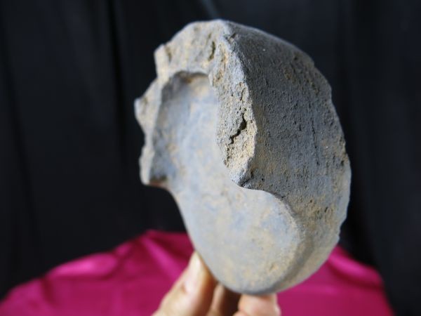 安い即納 ヤフオク! - A 蓮弁古瓦 朝鮮 遺跡発掘品 素焼き 焼き物 陶器... 安い超激安