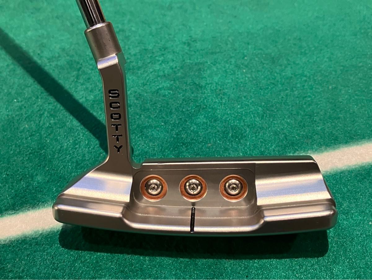 スコッティキャメロン ボタンバック ニューポート2 34インチ スコッティキャメロン ボタンバック ニューポート2 34インチ