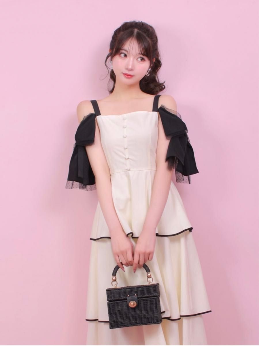 エムミーエメ Mmeeme Frill tiered dress|Yahoo!フリマ(旧 エムミーエメ Mmeeme Frill tiered dress|Yahoo!フリマ(旧