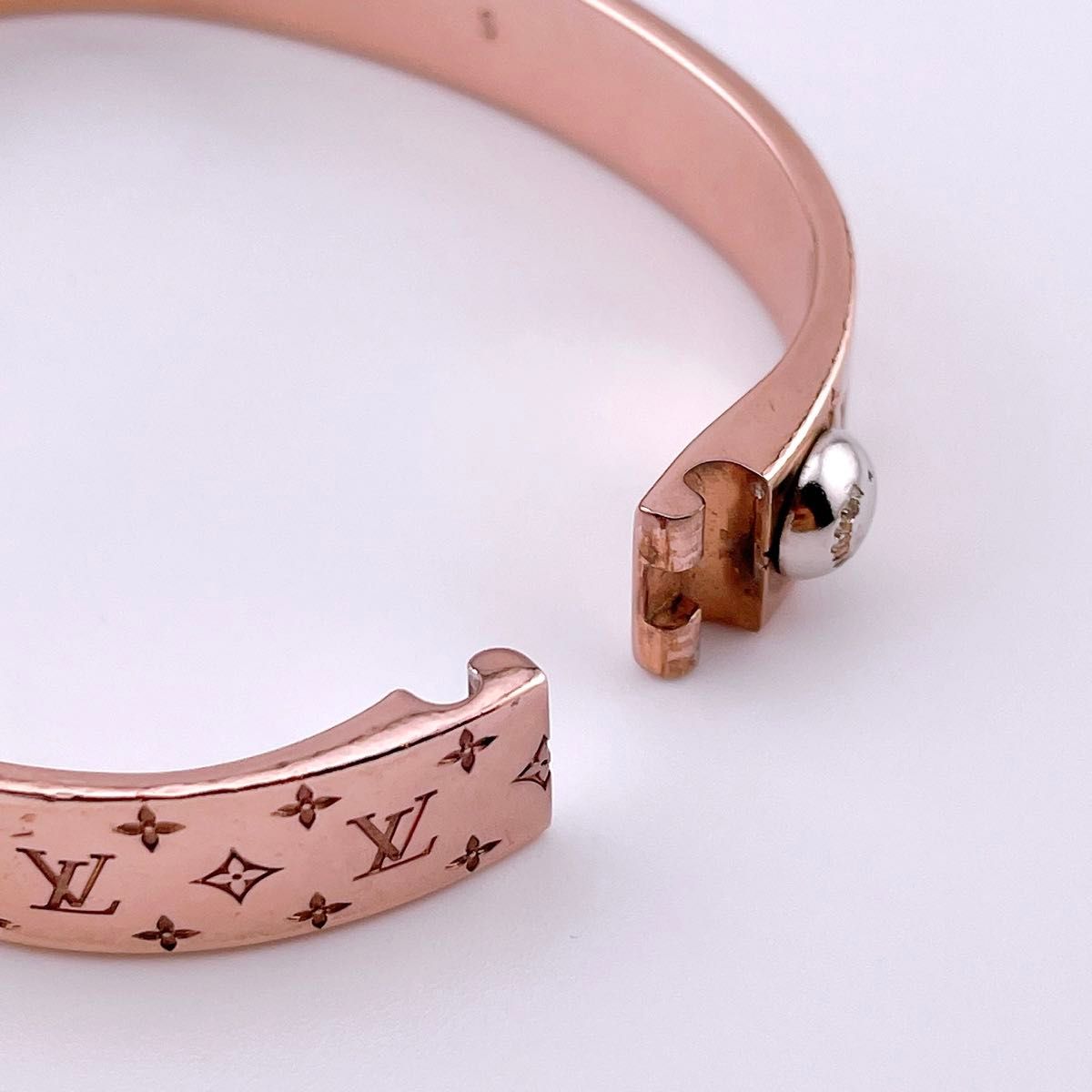 ルイヴィトン LOUIS VUITTON ブレスレット バングル カフ ルイヴィトン LOUIS VUITTON ブレスレット バングル カフ