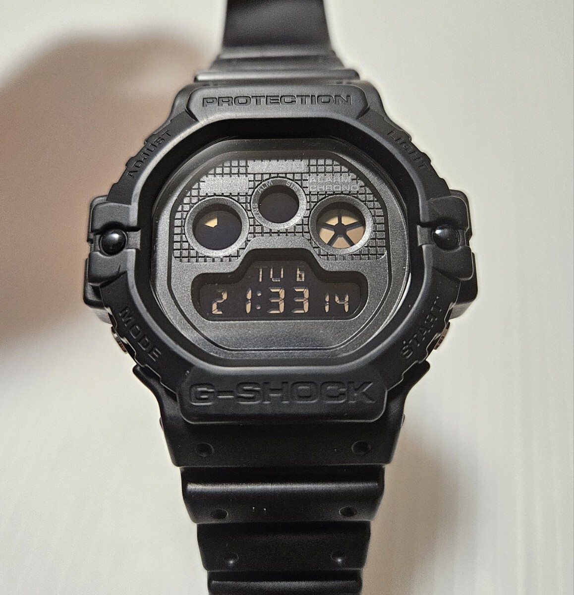 CASIO G-SHOCK DW-5900BB オールブラック 反転液晶 メンズ CASIO G-SHOCK DW-5900BB オールブラック 反転液晶 メンズ