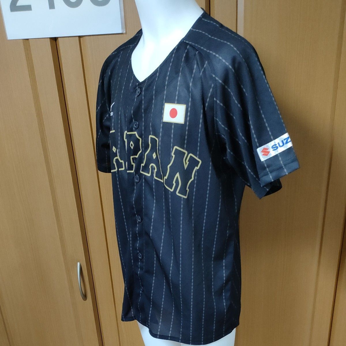 侍ジャパンWBCユニフォームL 【新品同様】ブラック サムライ 侍ジャパンWBCユニフォームL 【新品同様】ブラック サムライ