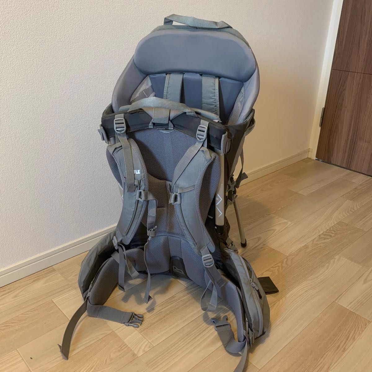 美品】THULE(スーリー) ベビーキャリア Sapling Elite|Yahoo 美品】THULE(スーリー) ベビーキャリア Sapling Elite|Yahoo