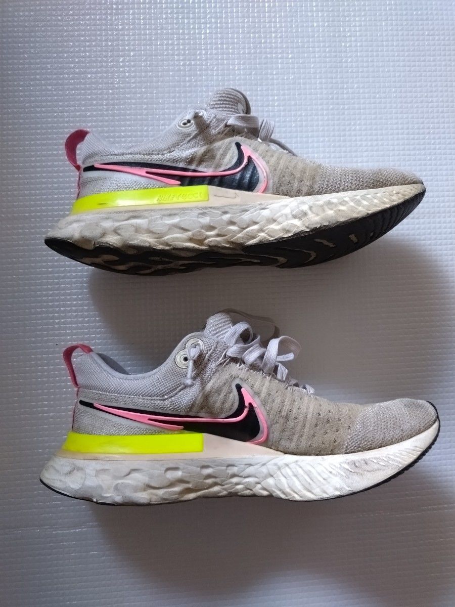 ナイキ NIKE インフィニティラン フライニット メンズ 26.5cm ナイキ NIKE インフィニティラン フライニット メンズ 26.5cm