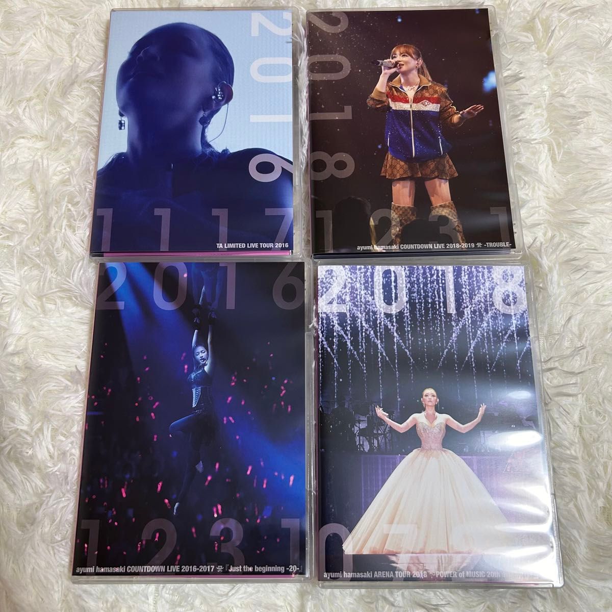 受注生産限定版 浜崎あゆみ UNRELEASED LIVE BOX A Blu-ray 受注生産限定版 浜崎あゆみ UNRELEASED LIVE BOX A Blu-ray