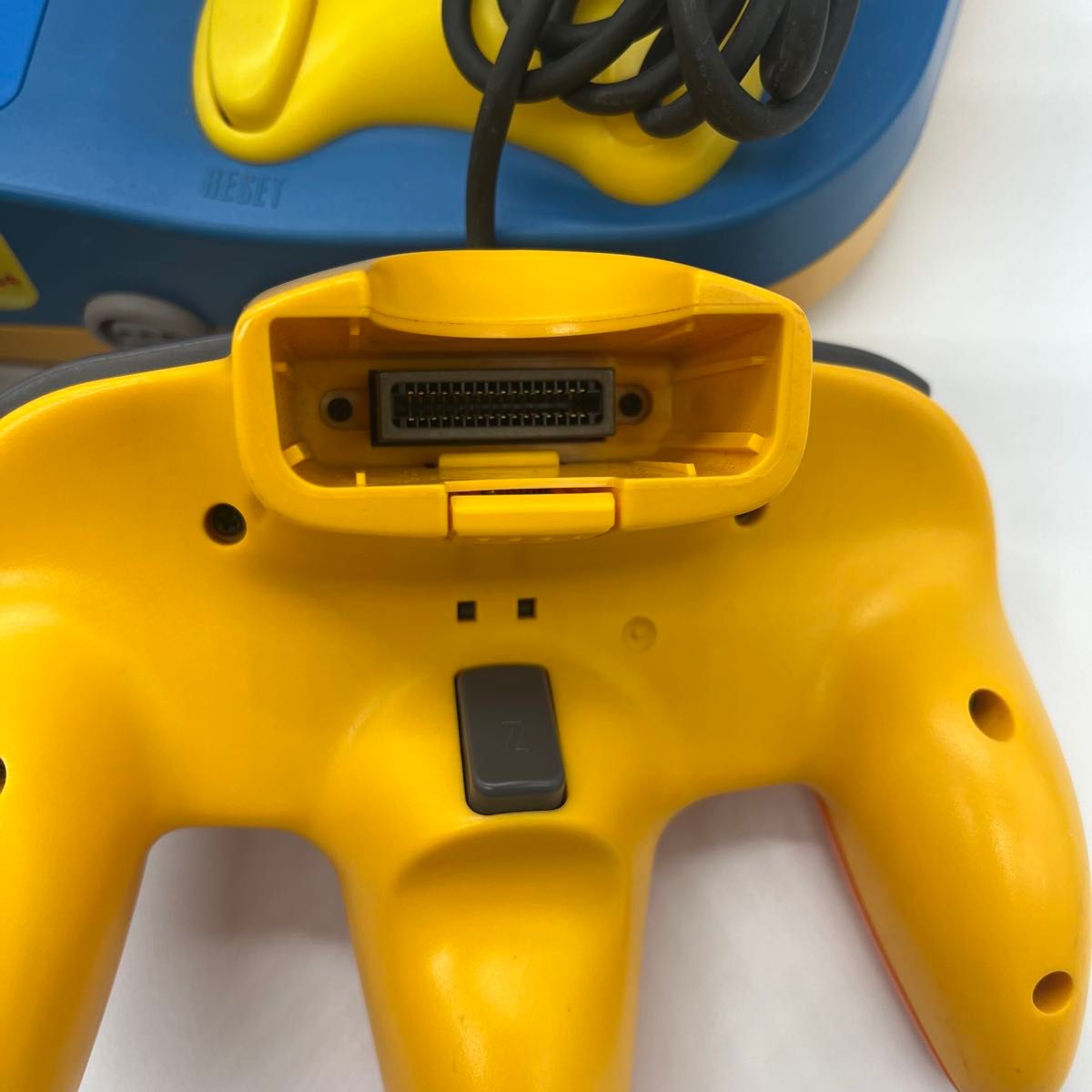 美品 ニンテンドー64 ピカチュウverブルー(中古)動作確認済み 美品 ニンテンドー64 ピカチュウverブルー(中古)動作確認済み