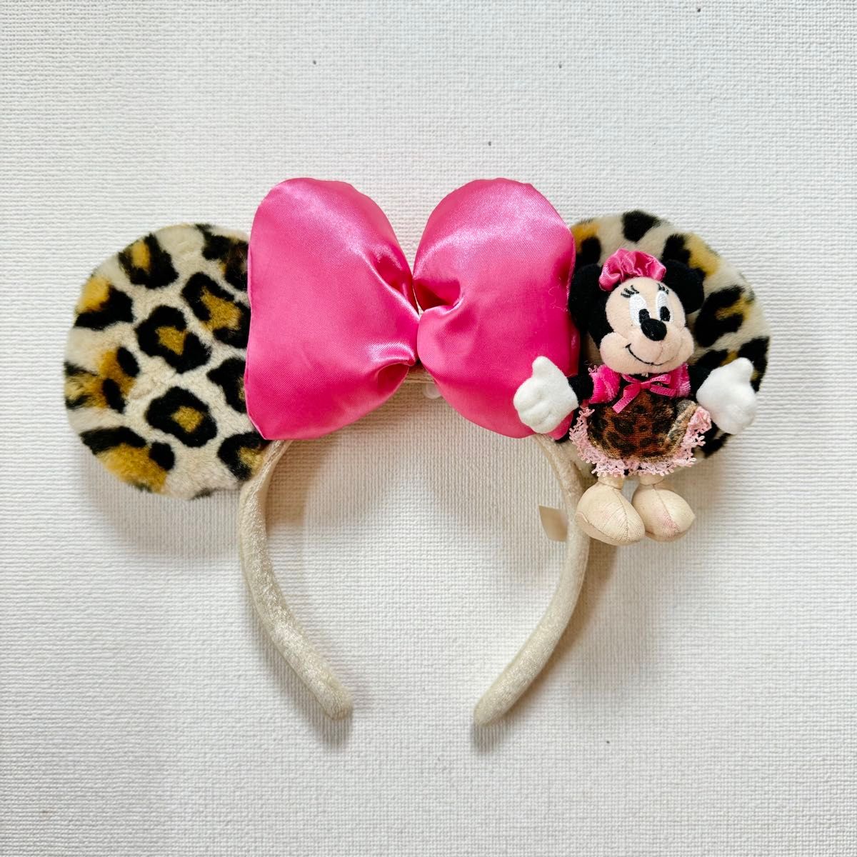 ディズニー カチューシャ ミニー ヒョウ柄 レオパード ミニー ディズニー カチューシャ ミニー ヒョウ柄 レオパード ミニー