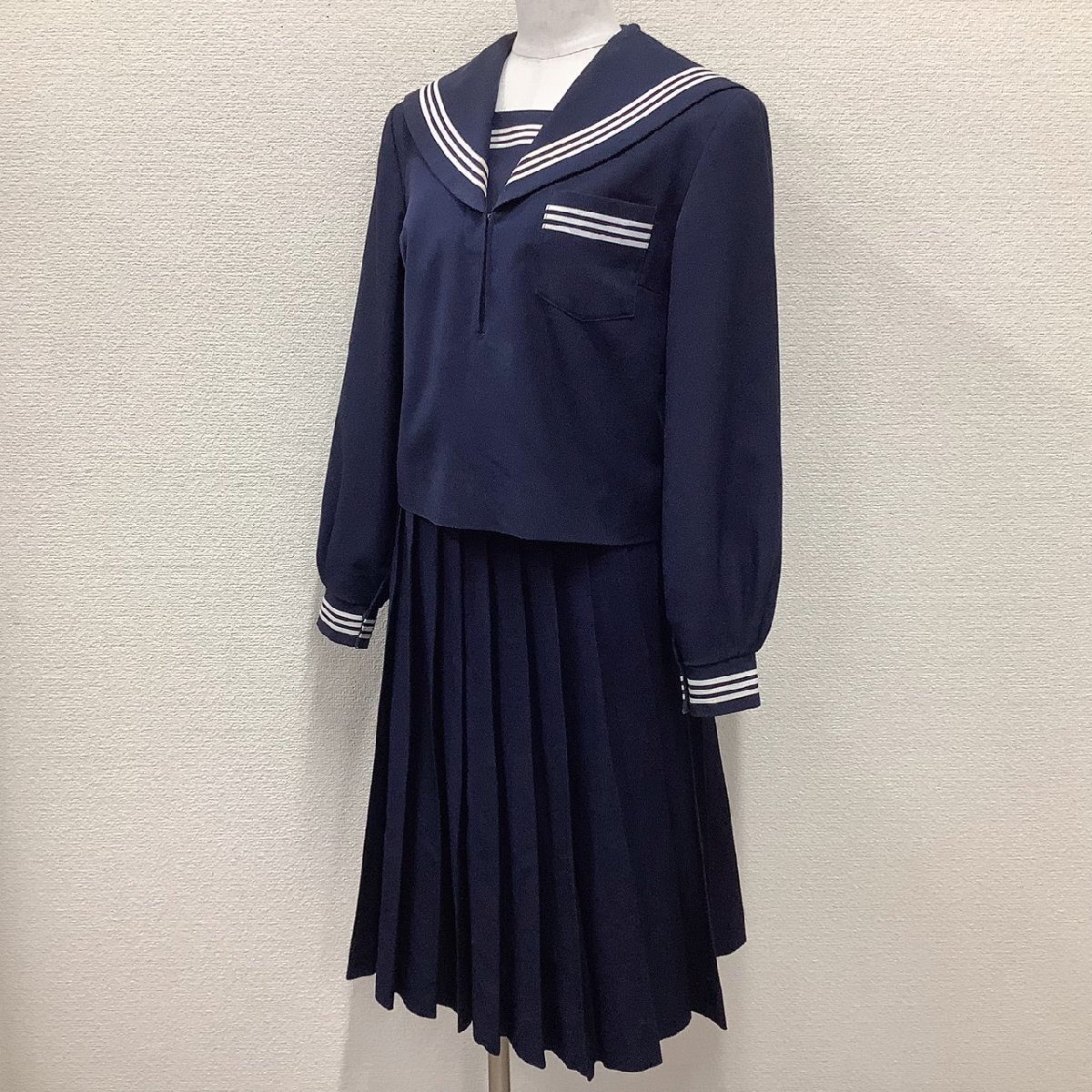 I84/Y(中古)東北方面 女子制服2点 /校名不明/165A/W69/丈61/冬 I84/Y(中古)東北方面 女子制服2点 /校名不明/165A/W69/丈61/冬