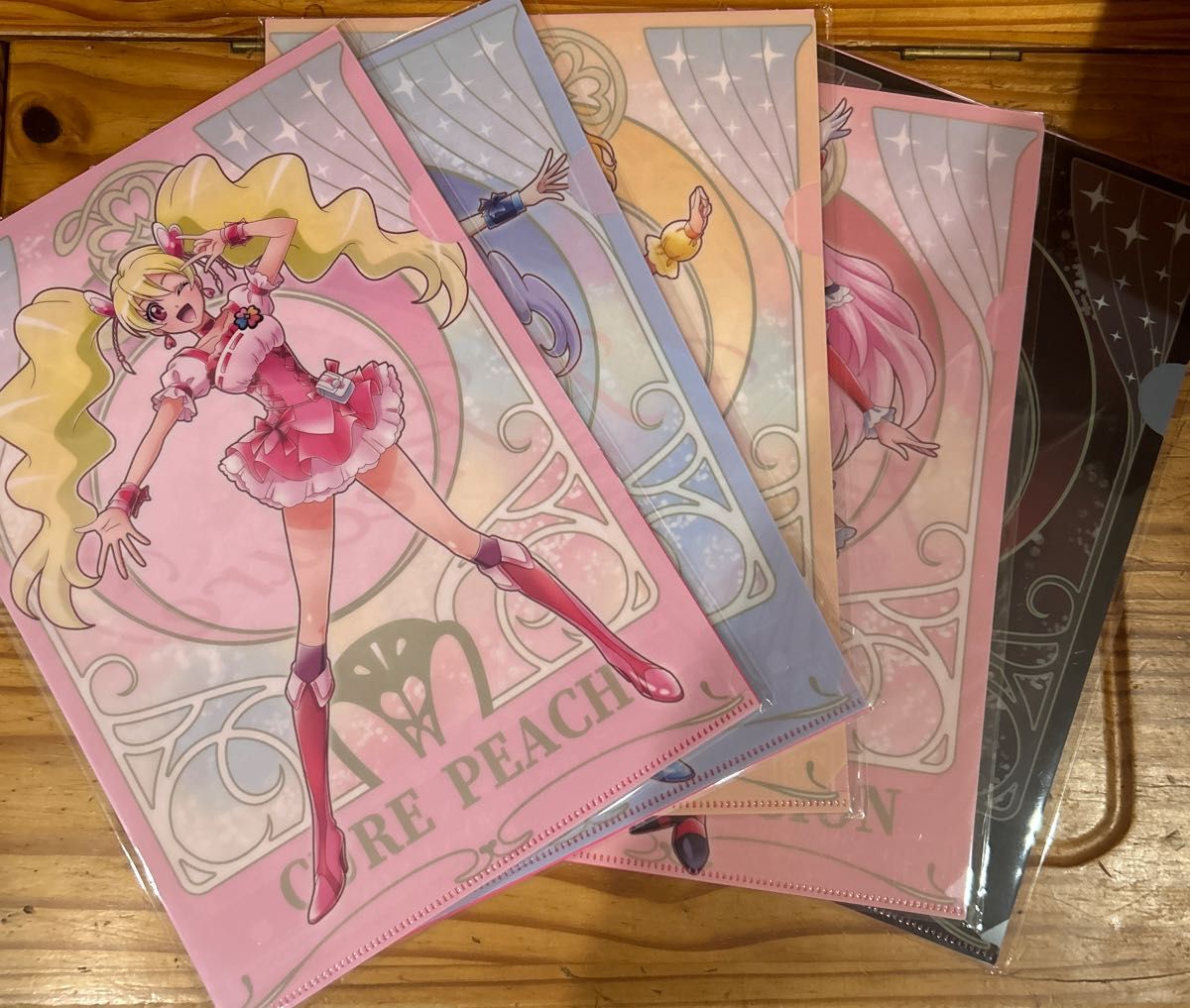 フラットガシャポン プリキュアオールスターズクリアファイル フラットガシャポン プリキュアオールスターズクリアファイル