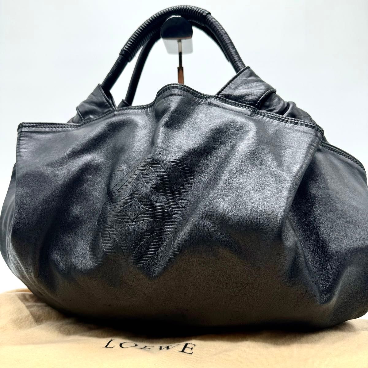 極美品・保存袋付き】LOEWE ロエベ ハンドバッグ ナッパアイレ 極美品・保存袋付き】LOEWE ロエベ ハンドバッグ ナッパアイレ
