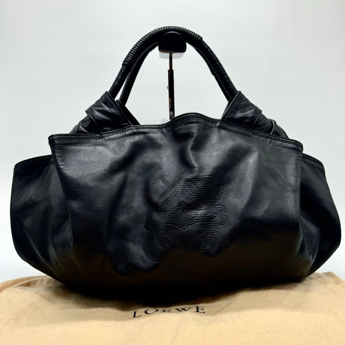 極美品・保存袋付き】LOEWE ロエベ ハンドバッグ ナッパアイレ 極美品・保存袋付き】LOEWE ロエベ ハンドバッグ ナッパアイレ