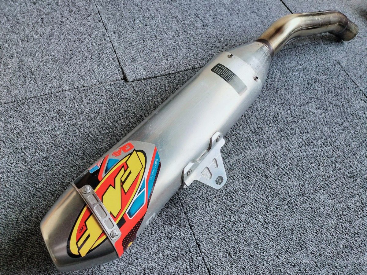 美品 FMF Q4 HEX ヤマハ WR250R WR250X DG15J スリップオン 美品 FMF Q4 HEX ヤマハ WR250R WR250X DG15J スリップオン