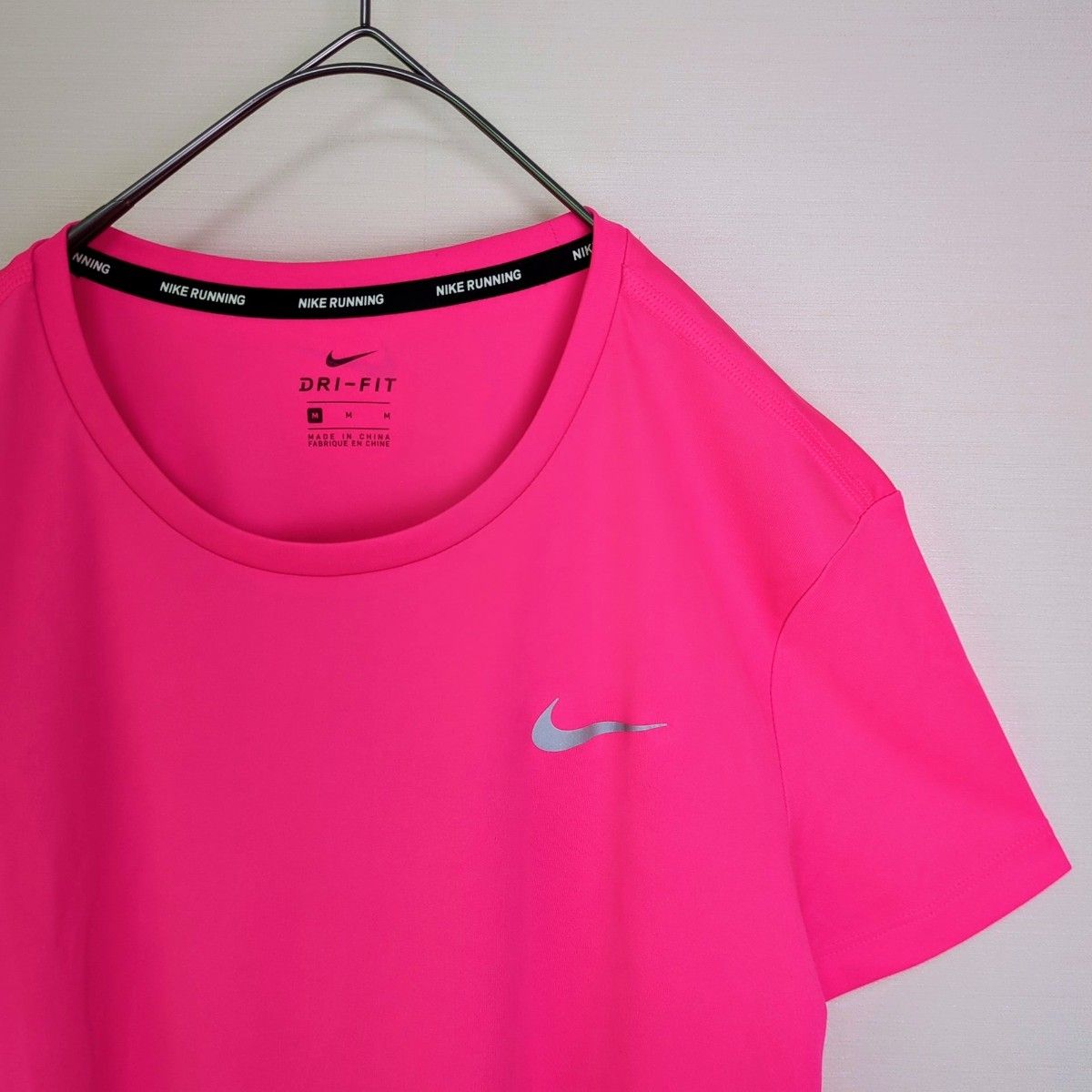人気】NIKE ナイキ ランニングウェア セットアップ M ピンク 人気】NIKE ナイキ ランニングウェア セットアップ M ピンク