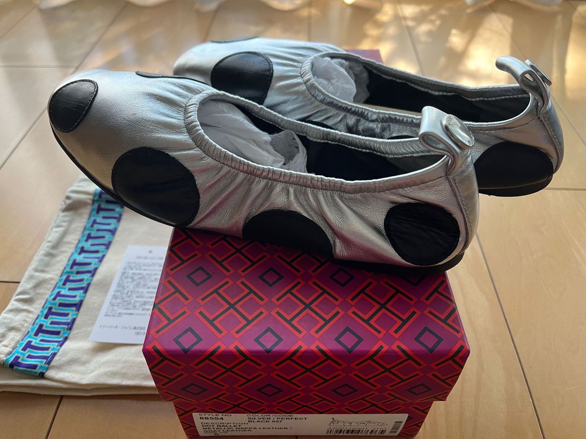 Tory Burch ポルカドットバレエシューズ サイズ6|Yahoo!フリマ Tory Burch ポルカドットバレエシューズ サイズ6|Yahoo!フリマ
