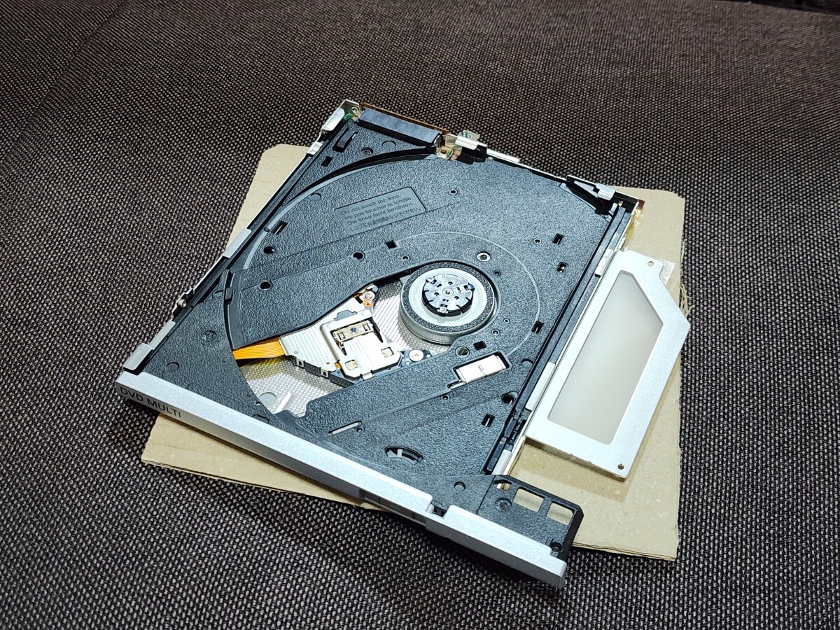 未確認】Panasonic Let's note DVDマルチドライブ GUD0N APCK1L0 未確認】Panasonic Let's note DVDマルチドライブ GUD0N APCK1L0