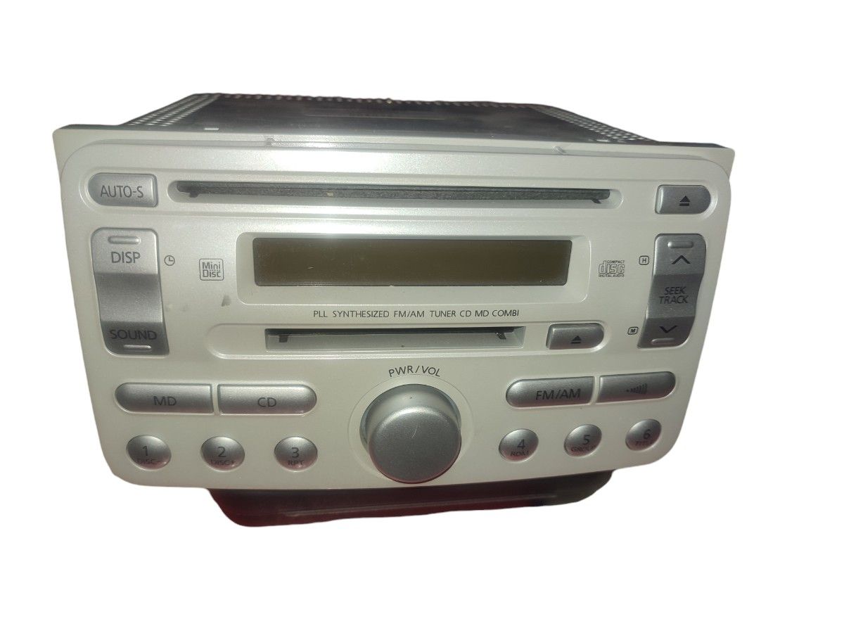 三菱純正CD/MDプレーヤー ekワゴン(H82W) / 日産オッティ(H92W 三菱純正CD/MDプレーヤー ekワゴン(H82W) / 日産オッティ(H92W