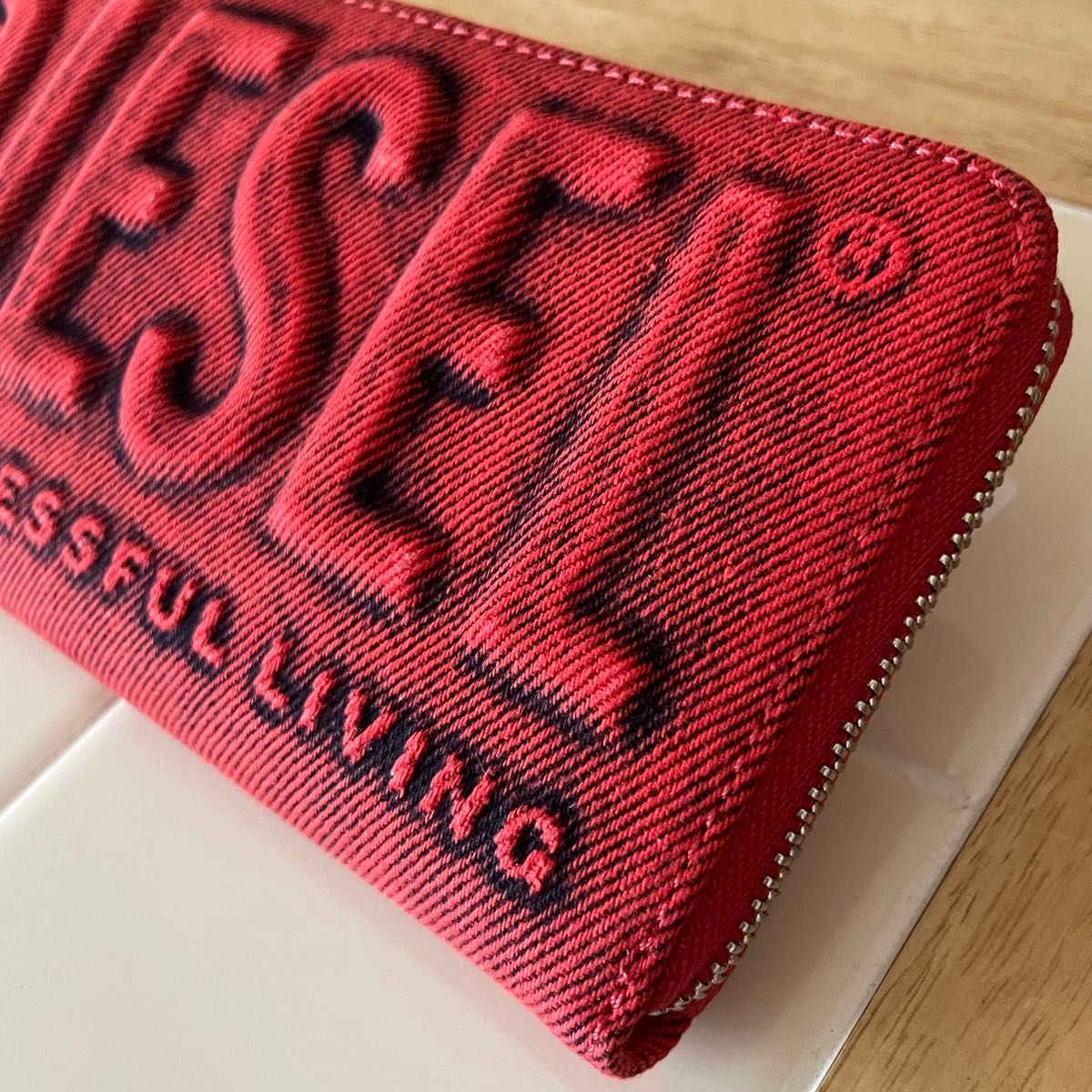 ディーゼル DIESEL デニム ロゴ 長財布 レッド|Yahoo!フリマ ディーゼル DIESEL デニム ロゴ 長財布 レッド|Yahoo!フリマ