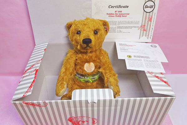 ☆即納!新品、Steiff #006104 テディーズフォートゥモロー ☆即納!新品、Steiff #006104 テディーズフォートゥモロー