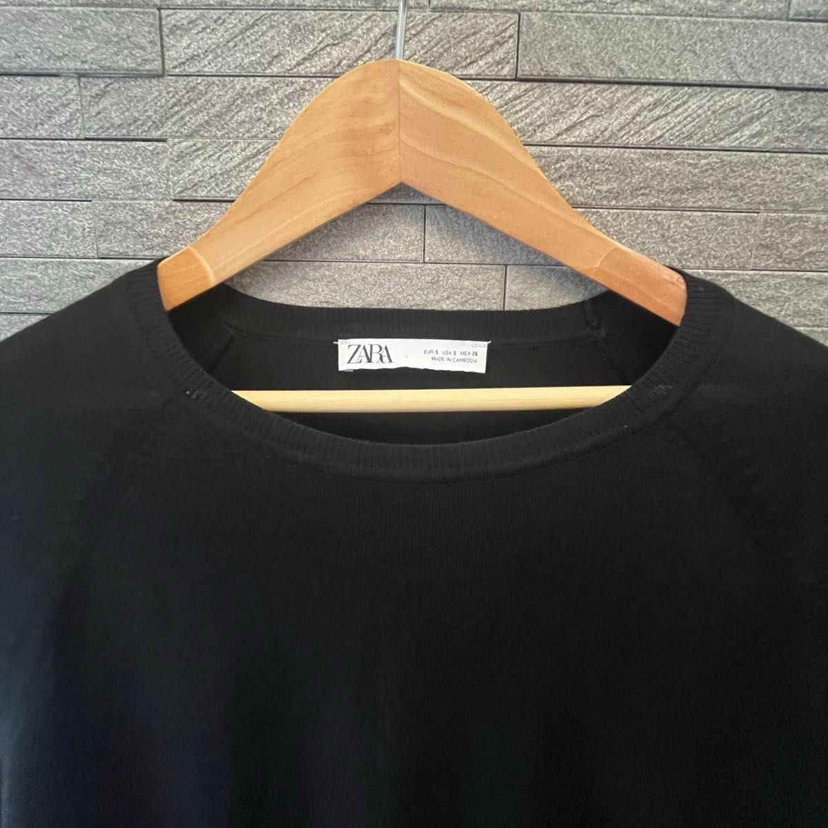 ザラ ZARA サマー ニット 薄手セーター 長袖 Tシャツ 黒 ロンT ザラ ZARA サマー ニット 薄手セーター 長袖 Tシャツ 黒 ロンT