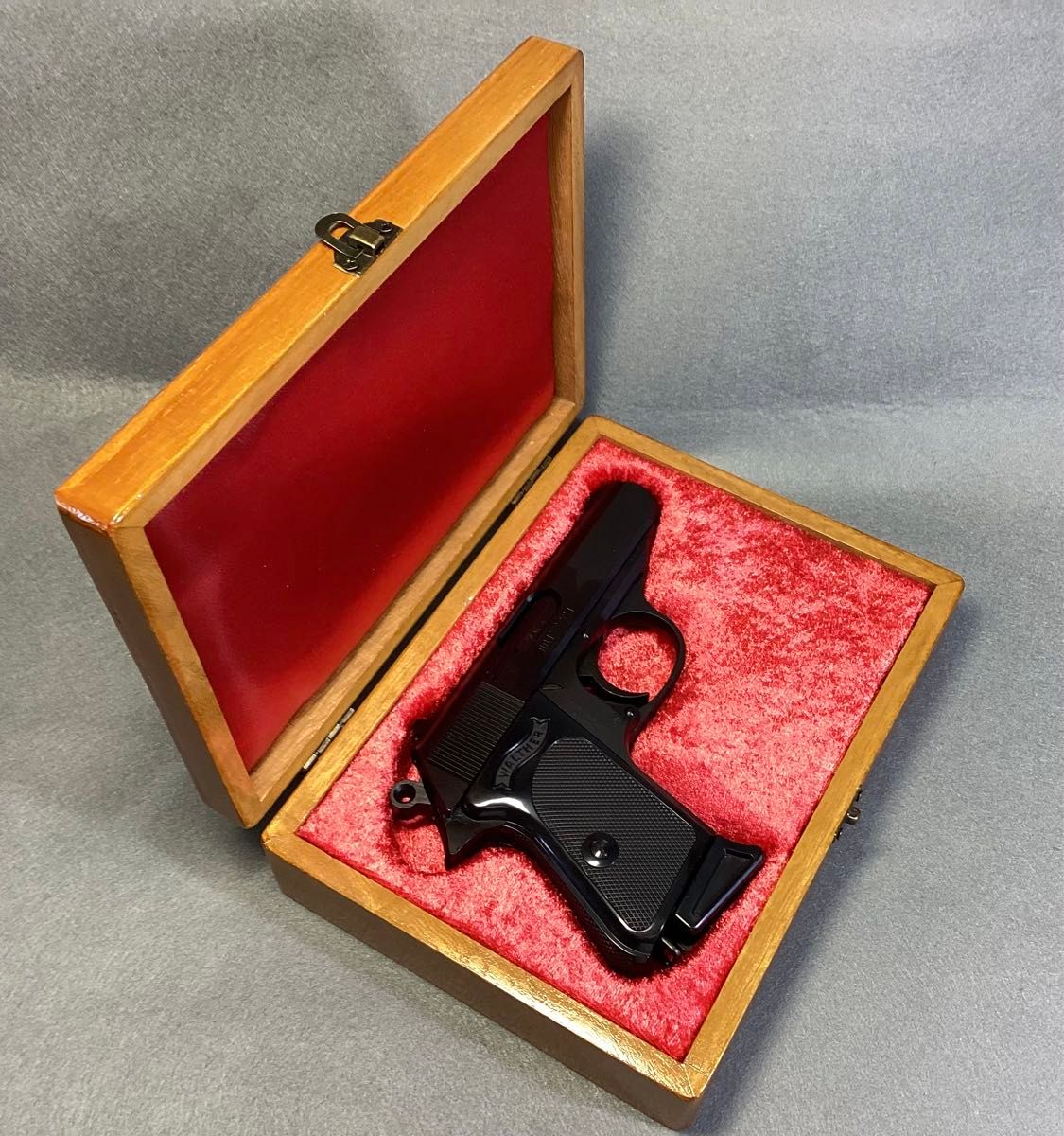 マルゼン ワルサーppk専用 コレクションボックス 右向き木箱仕様 マルゼン ワルサーppk専用 コレクションボックス 右向き木箱仕様