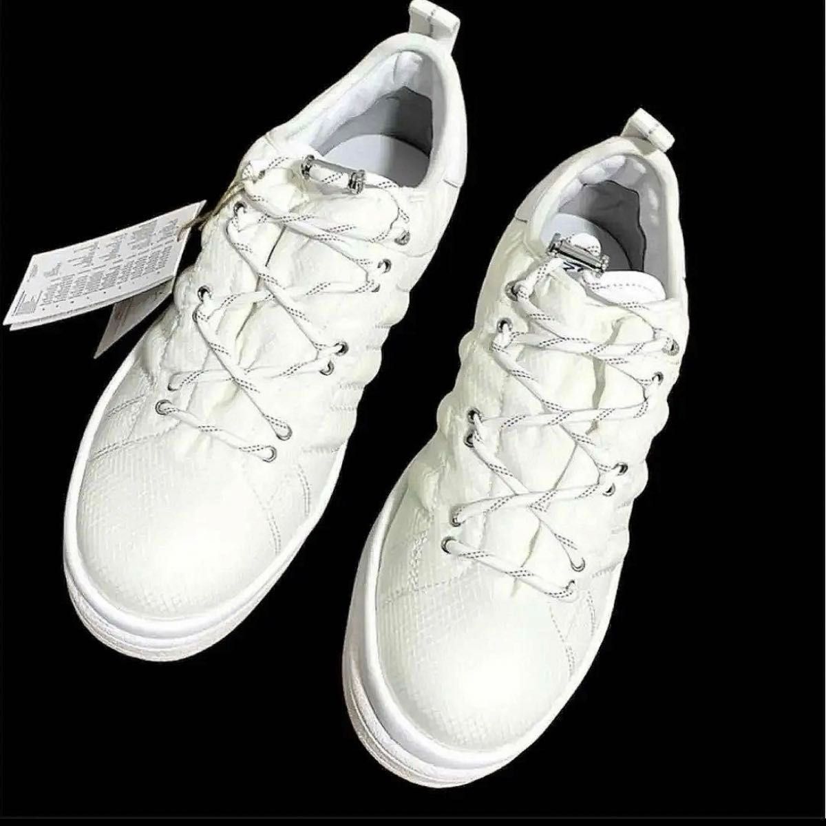 未使用品】Moncler X adidas コラボスニーカー・ホワイト・正規 未使用品】Moncler X adidas コラボスニーカー・ホワイト・正規