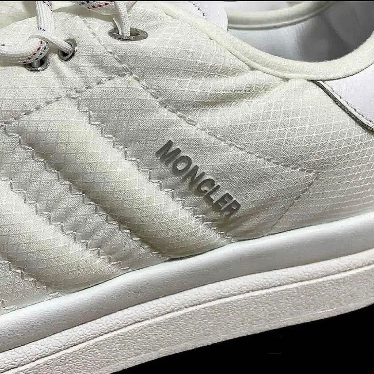 未使用品】Moncler X adidas コラボスニーカー・ホワイト・正規 未使用品】Moncler X adidas コラボスニーカー・ホワイト・正規