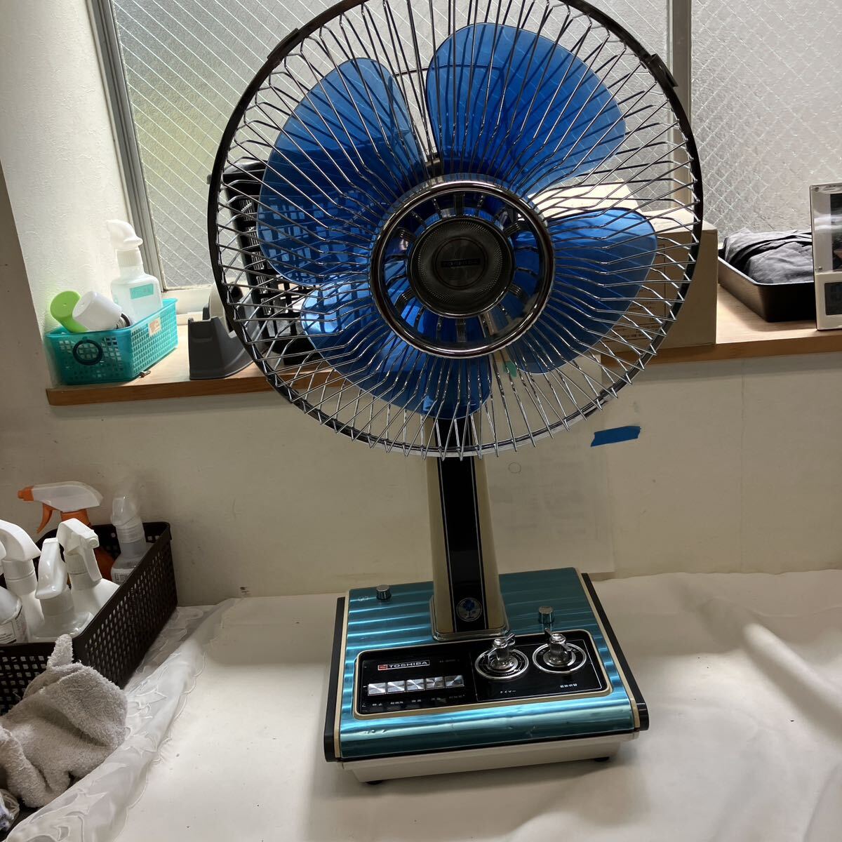 Yahoo!オークション - 【TOSHIBA 扇風機 昭和レトロ】レトロ Yahoo!オークション - 【TOSHIBA 扇風機 昭和レトロ】レトロ