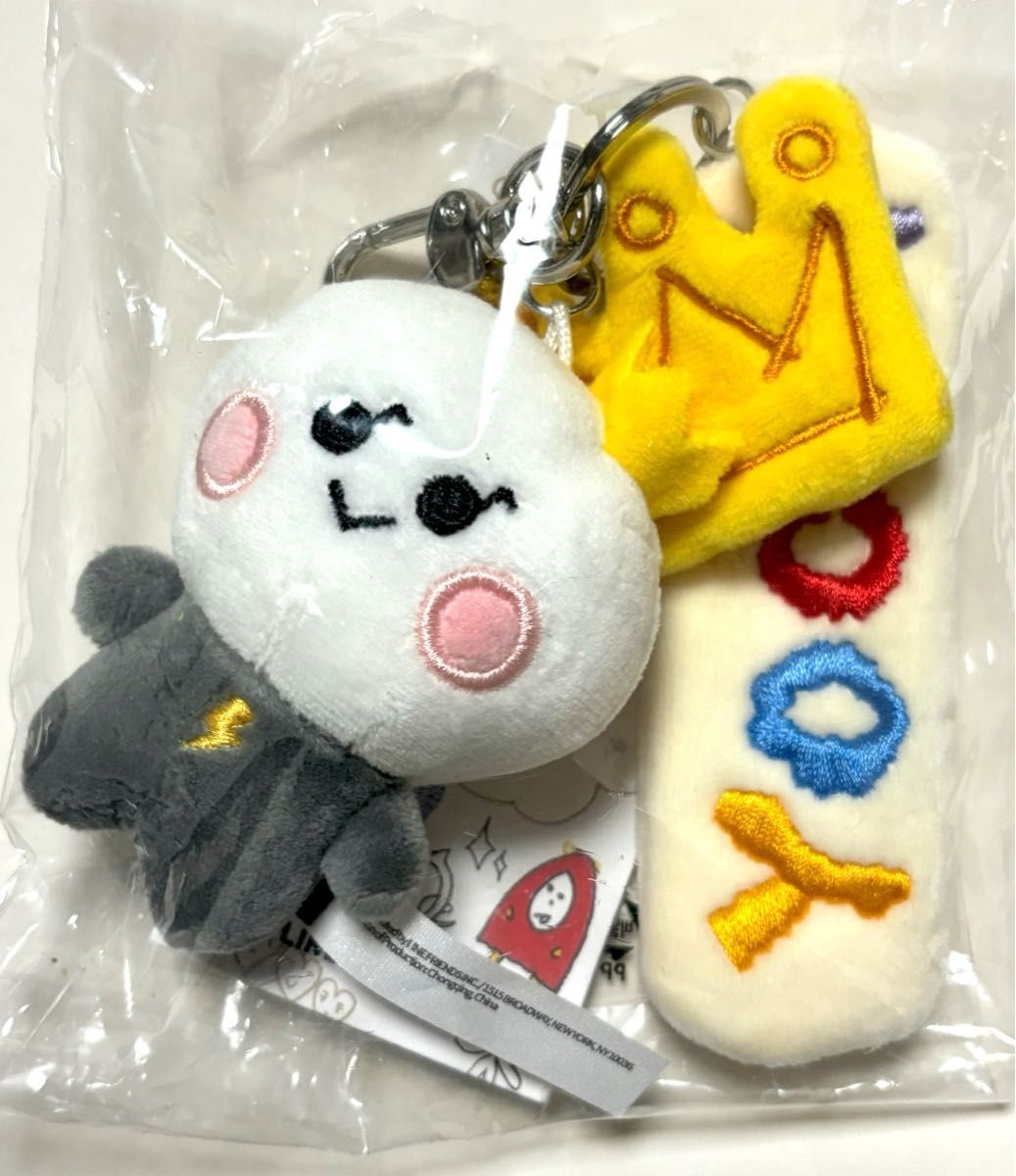 TREASURE TRUZ ヨチ YOCHI ヨシ チャーム付きぬいぐるみ TREASURE TRUZ ヨチ YOCHI ヨシ チャーム付きぬいぐるみ