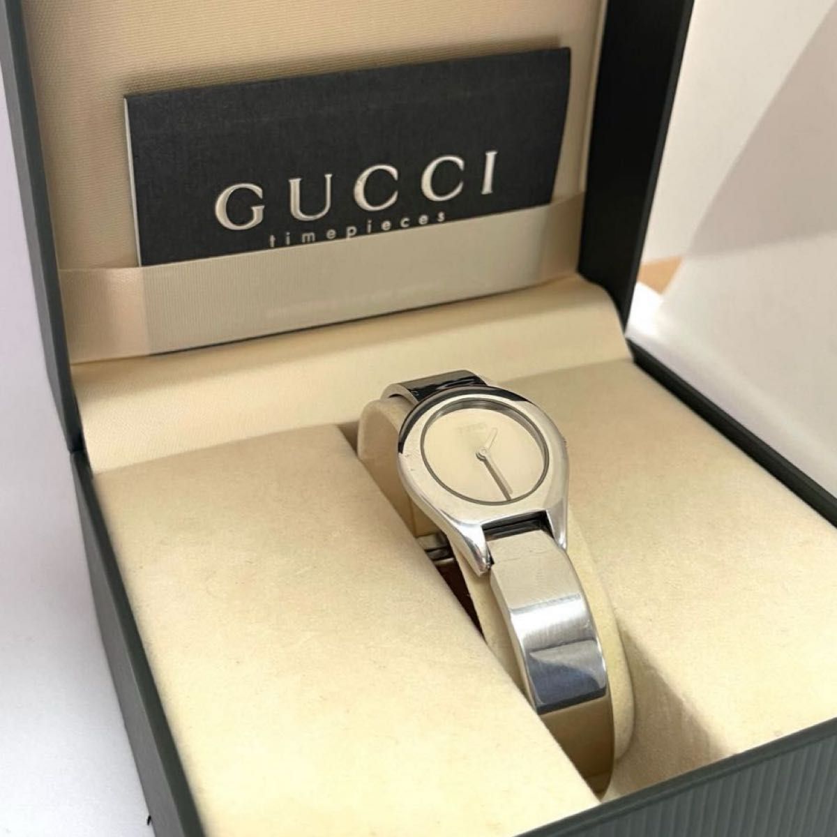 稼働 良品 GUCCI 6700L ミラー文字盤 グッチ 時計 付属品 稼働 良品 GUCCI 6700L ミラー文字盤 グッチ 時計 付属品