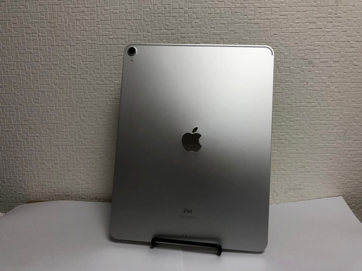 iPad Pro 12 9インチ(第3世代)Wi-Fiモデル256GB シルバー iPad Pro 12 9インチ(第3世代)Wi-Fiモデル256GB シルバー