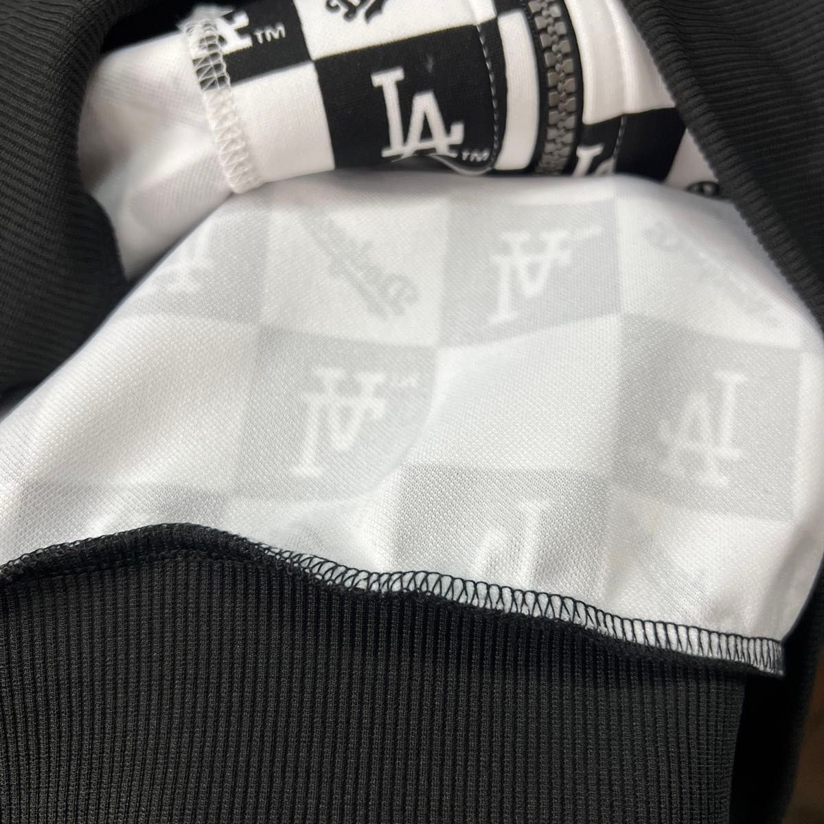 新品未使用 MLB公式 3L ( 2XL ) ロサンゼルスドジャース 新品未使用 MLB公式 3L ( 2XL ) ロサンゼルスドジャース