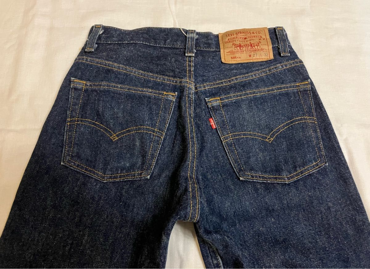 濃紺 vintage ヴィンテージ リーバイス501 USA製 毛羽立ち 濃紺 vintage ヴィンテージ リーバイス501 USA製 毛羽立ち