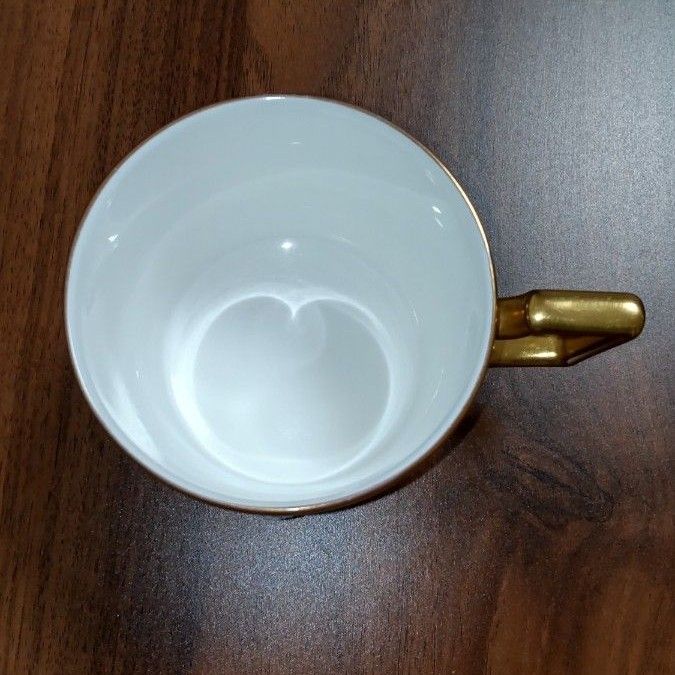 ウェッジウッド アンセミオンブルー カメオ カップ&ソーサー ウェッジウッド アンセミオンブルー カメオ カップ&ソーサー