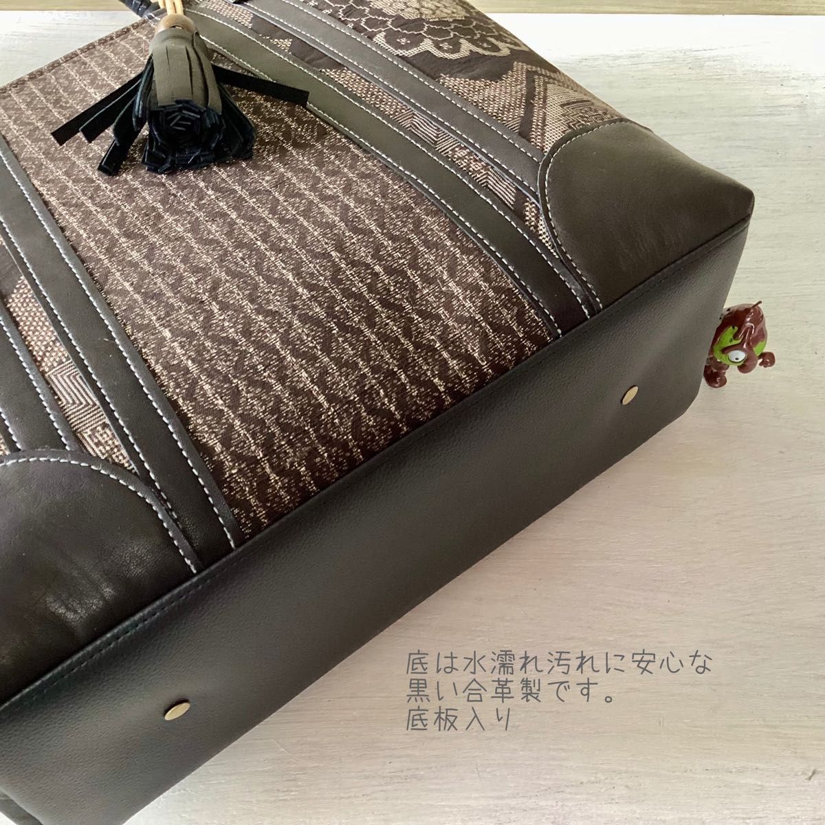 龍郷 本場大島紬 × 本革 着物リメイク 大きめ トートバッグ 和装 龍郷 本場大島紬 × 本革 着物リメイク 大きめ トートバッグ 和装