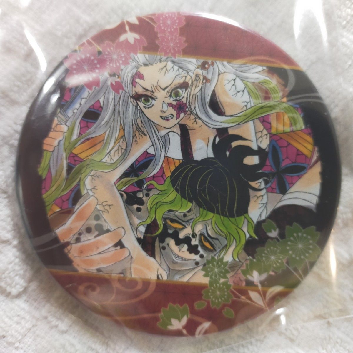 鬼滅の刃 堕姫 だき 妓夫太郎 原作 コレクション缶バッジ バッチ 鬼滅の刃 堕姫 だき 妓夫太郎 原作 コレクション缶バッジ バッチ