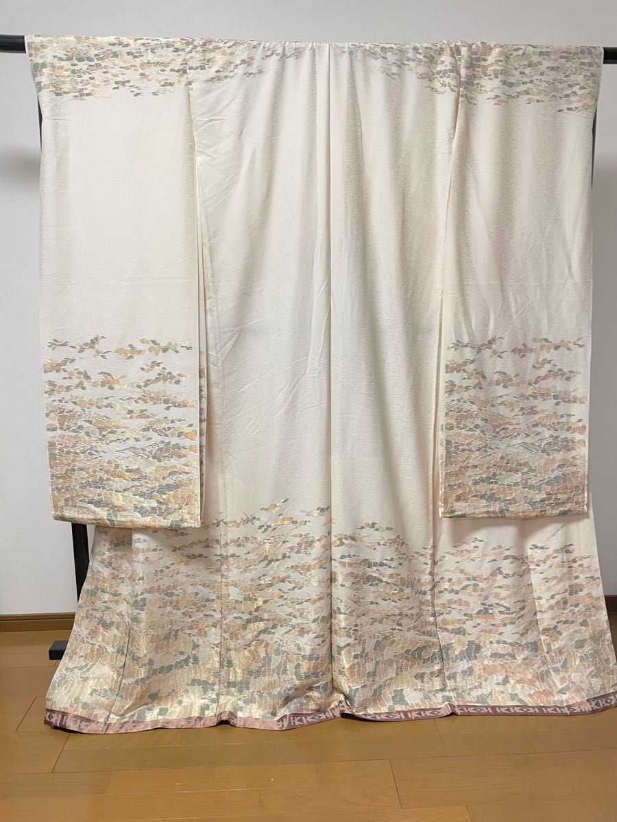 振袖 コシノヒロコ フルセット 未仕立て 白 正絹|Yahoo!フリマ 振袖 コシノヒロコ フルセット 未仕立て 白 正絹|Yahoo!フリマ