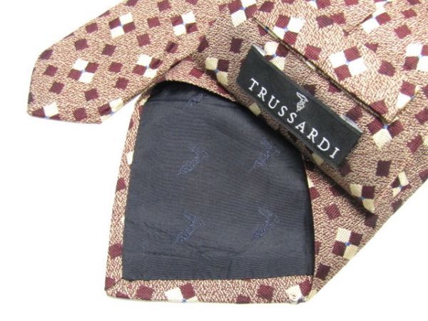 TRUSSARDI( Trussardi ) silk necktie square art pattern Italy made 844763C130R04