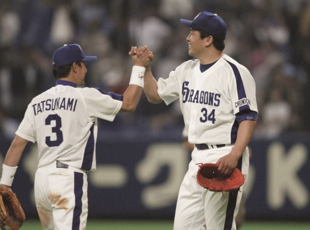 送料無料 即決 中日ドラゴンズ 山本昌投手ユニフォーム 2004 送料無料 即決 中日ドラゴンズ 山本昌投手ユニフォーム 2004
