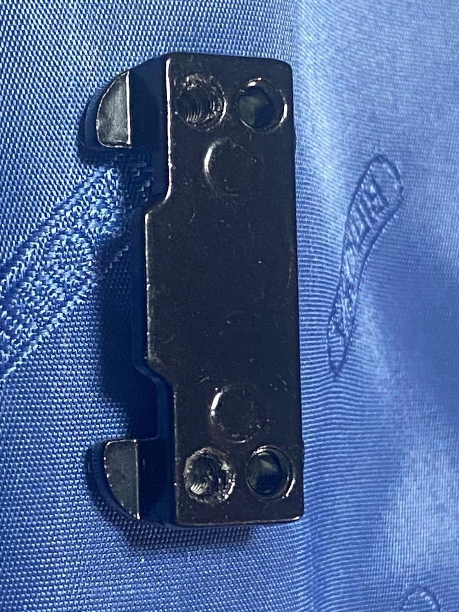リモワ TSA006用 ロック用フック 金属製汎用品 2個 固定ネジ2種4 リモワ TSA006用 ロック用フック 金属製汎用品 2個 固定ネジ2種4