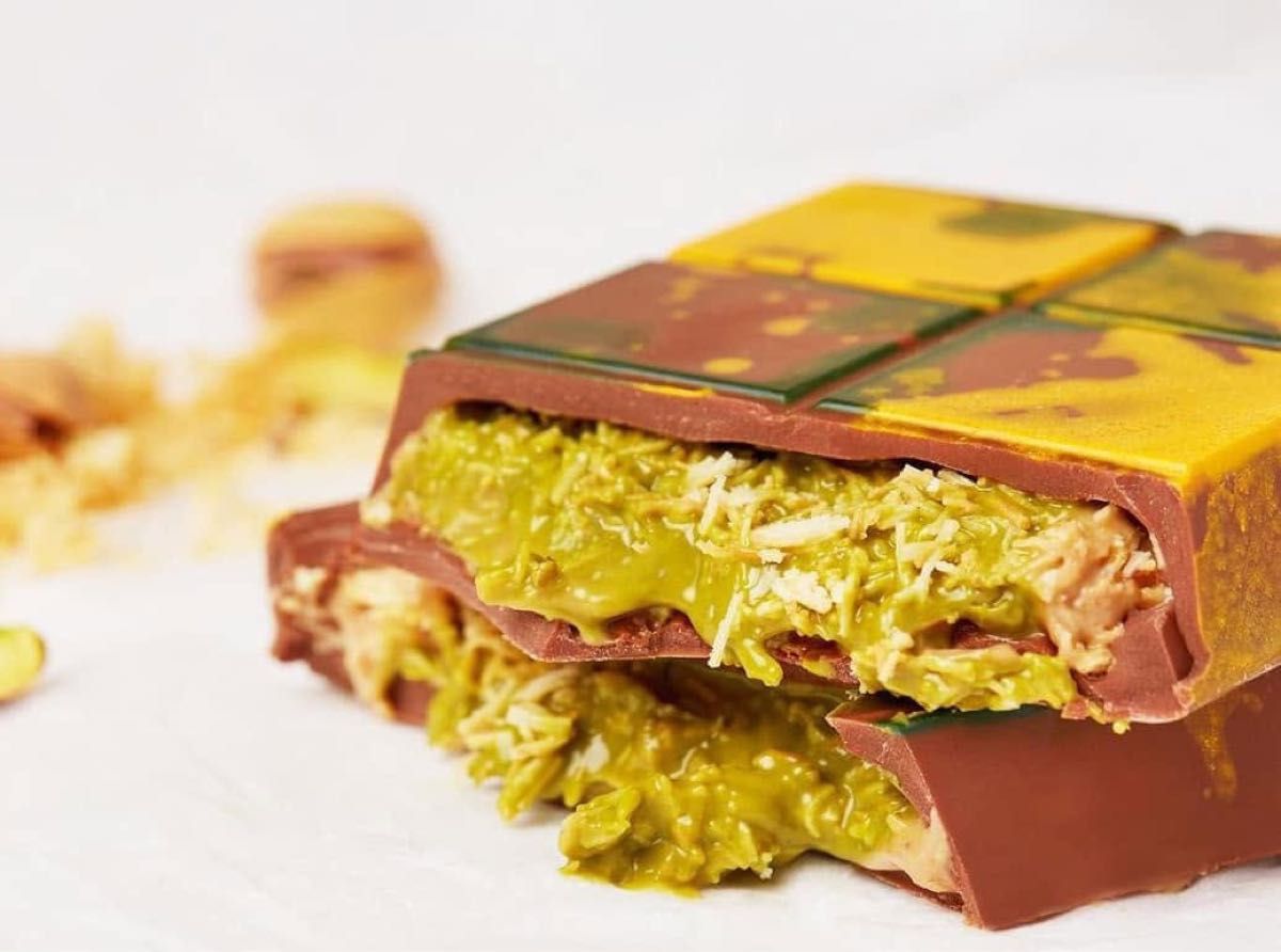 DUBAI FIX CHOCOLATE PISTACHIO (KNAFEH) ドバイフィックス DUBAI FIX CHOCOLATE PISTACHIO (KNAFEH) ドバイフィックス
