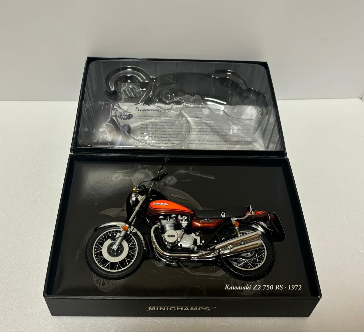 MINICHAMPS ミニチャンプス 1/12 Kawasaki Z2 750 RS Candy MINICHAMPS ミニチャンプス 1/12 Kawasaki Z2 750 RS Candy