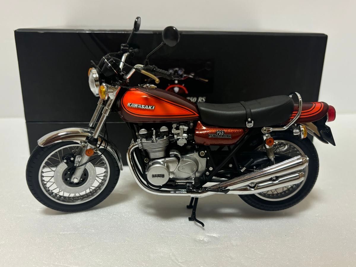 MINICHAMPS ミニチャンプス 1/12 Kawasaki Z2 750 RS Candy MINICHAMPS ミニチャンプス 1/12 Kawasaki Z2 750 RS Candy