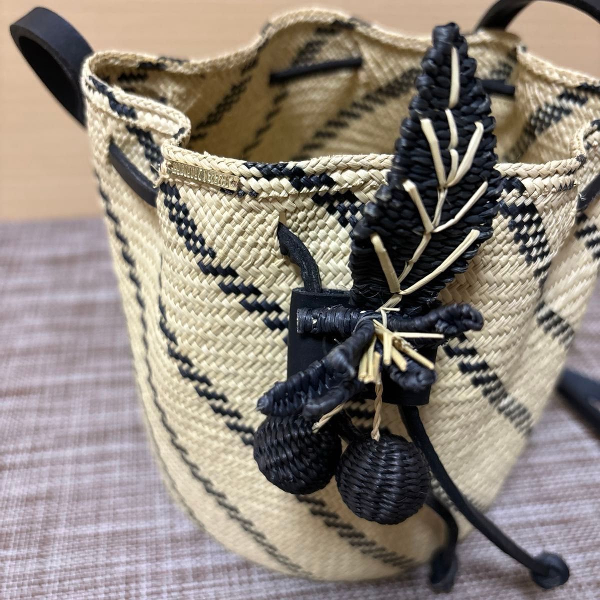 【MERCEDES SALAZAR】残1点 Power Handbag ラフィア かごバッグ MERCEDES SALAZAR】メルセデスサラザール カゴショルダーバッグ