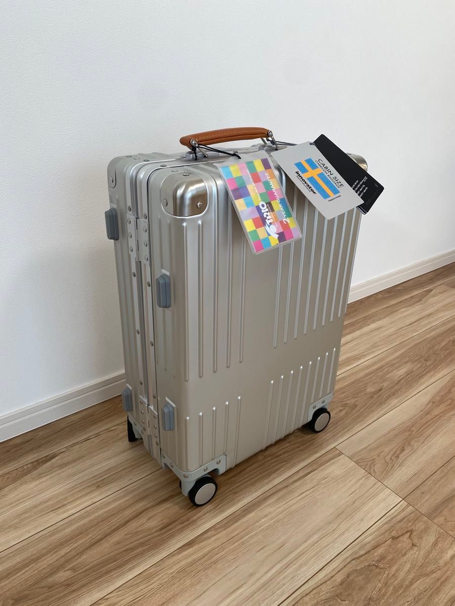 新品】大人気 INV1811 Sterling Silver 36L Cabin|Yahoo!フリマ 新品】大人気 INV1811 Sterling Silver 36L Cabin|Yahoo!フリマ