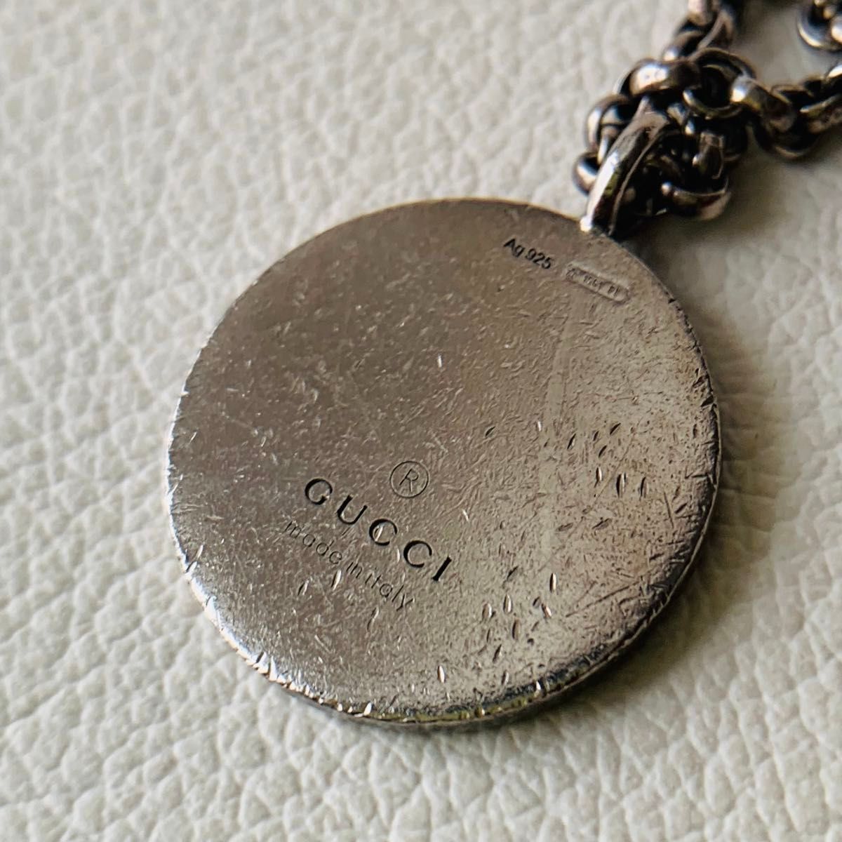 希少品 GUCCI グッチ ネックレス コイン ネックレス 筆記体 細美 希少品 GUCCI グッチ ネックレス コイン ネックレス 筆記体 細美