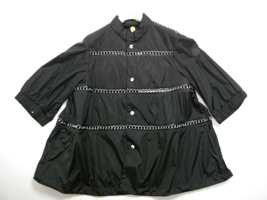 定30万■サイズ0■新品 本物■モンクレールGENIUS NOIR KEI NINOMIYA SILVERチェーン ジャケット/レディースMONCLERジーニアス/999ブラック_画像2