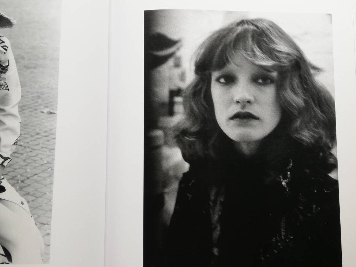 Loulou de la Falaise ルル・ドゥ・ラ・ファレーズ Yves Saint Loulou de la Falaise ルル・ドゥ・ラ・ファレーズ Yves Saint