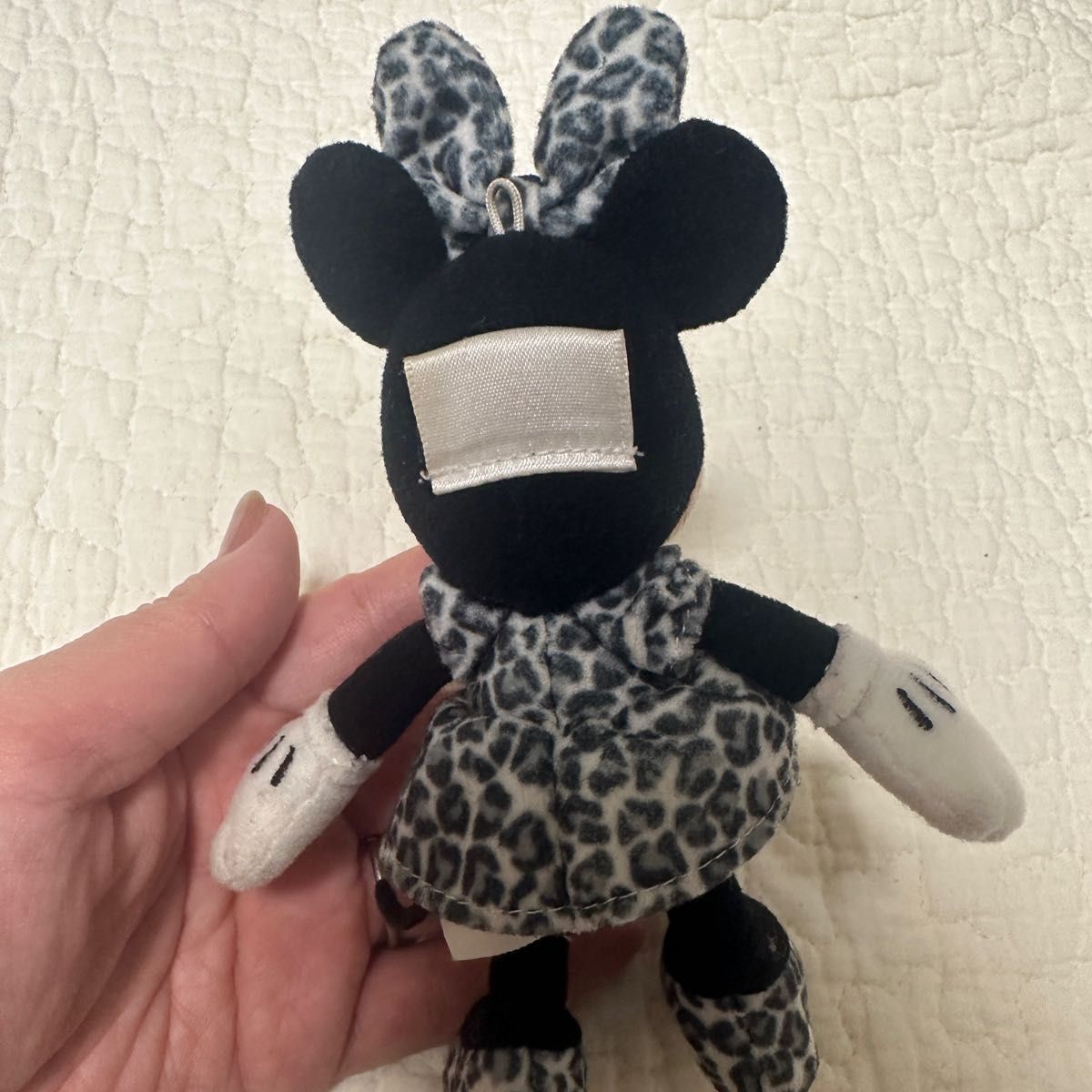レア ミニー ヒョウ柄コスチューム ぬいぐるみバッジ レア ミニー ヒョウ柄コスチューム ぬいぐるみバッジ
