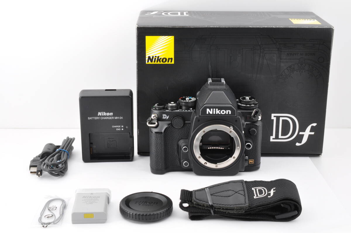 Nikon Df 黒 ブラック シャッター数4611僅か1% 元箱付 #FG16 Nikon Df 黒 ブラック シャッター数4611僅か1% 元箱付 #FG16
